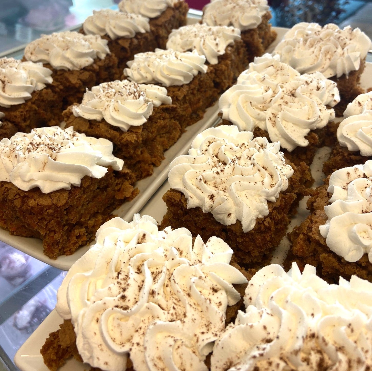 Wholesale  Retail Packaged Carrot Cake Slices 1/2 dozen